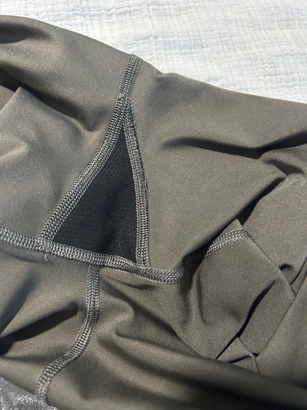Athleta Metallic Silver 7/8 High-Waist Leggings. Athletic. Workout. Yoga. - Picture 9 of 9